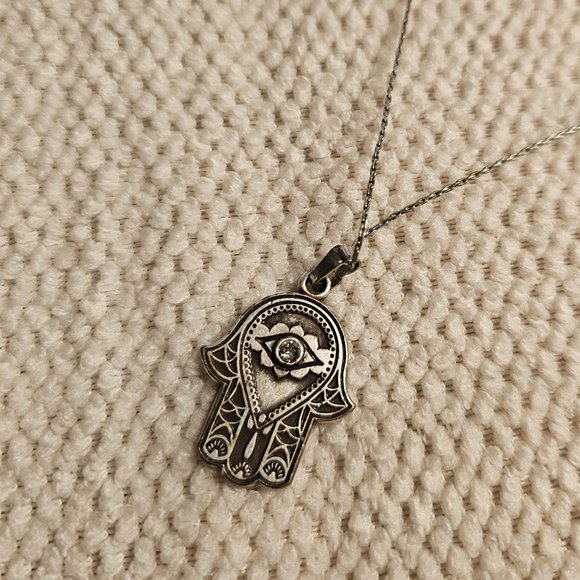 Alex and Ani adjustable necklace - hand of Fatima - Picture 1 of 6